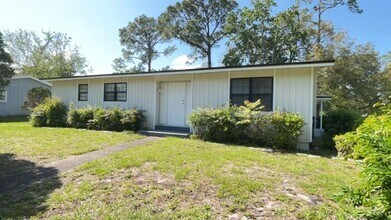 Building Photo - 88 Catalina Cir