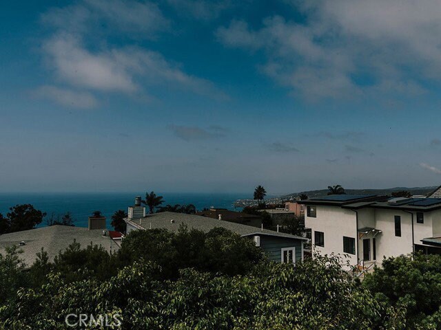Building Photo - 989 La Mirada St