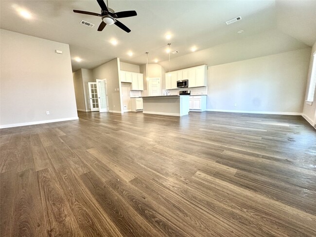 Building Photo - 8635 Oceanmist Cv Dr