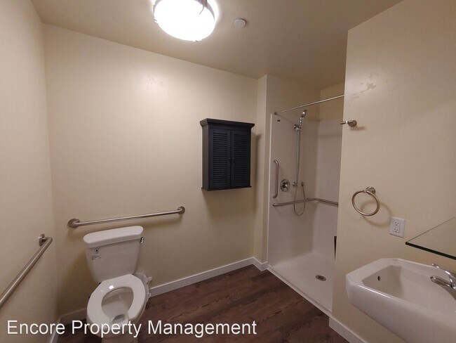 Building Photo - 181 E Tall Fir Ct