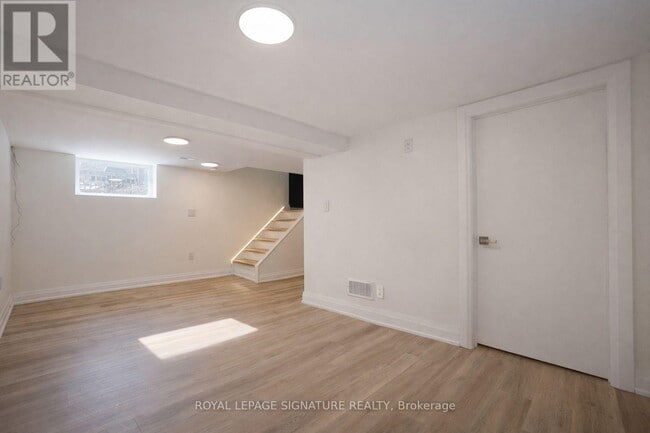 Photo du bâtiment - 5 Twentieth St