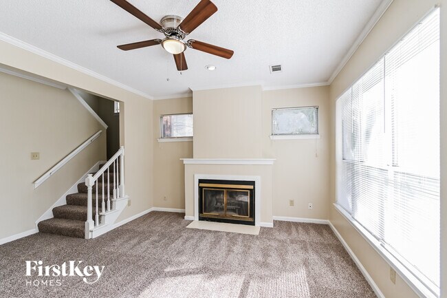 Building Photo - 8141 Walnut Valley Cove