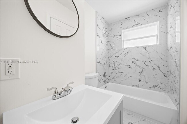 Foto del edificio - 10521 SW 184th St