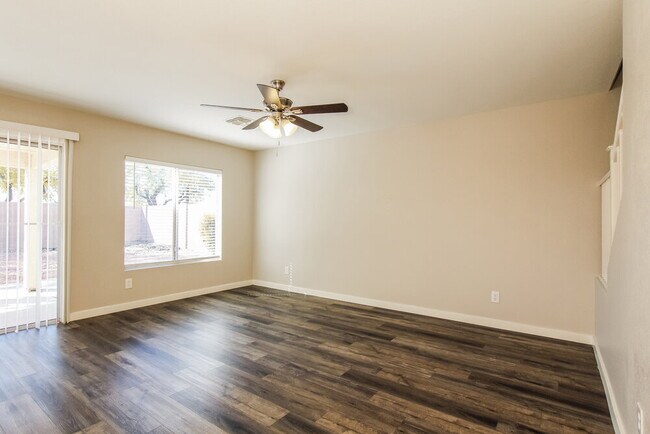 Building Photo - 9171 W Harmony Ln