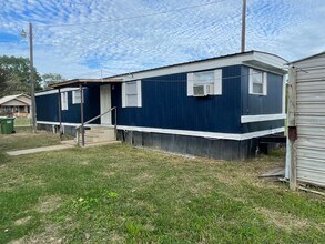 Building Photo - 421 Co Rd 412