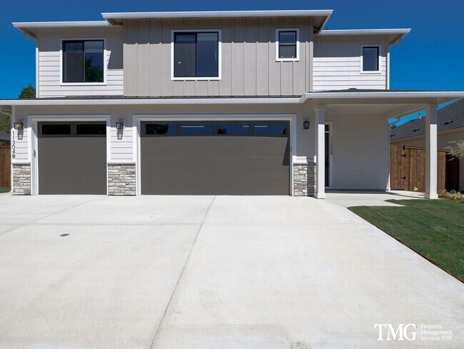 Foto del edificio - High End 4 Bed 2.5 Bath Home in Desirable ...