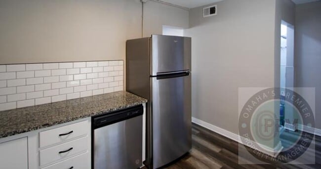 Photo - GBR 3309 S 32 Avenue Apartment
