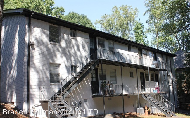 Foto del edificio - 2 br, 1 bath Apartment - 225 Hillcrest Avenue