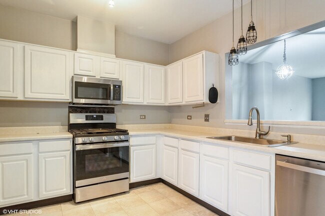 Foto del edificio - 3405 Ravinia Cir