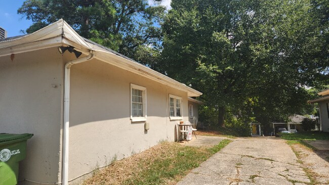 Foto del edificio - 1071 Hill St SE