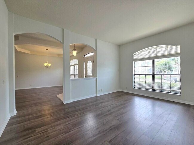 Building Photo - 3360 Fiddle Leaf Way