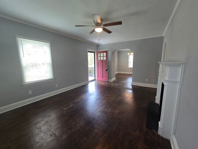 Foto del edificio - New Listing!!!