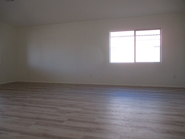 Foto del edificio - 3419 Rosewood St