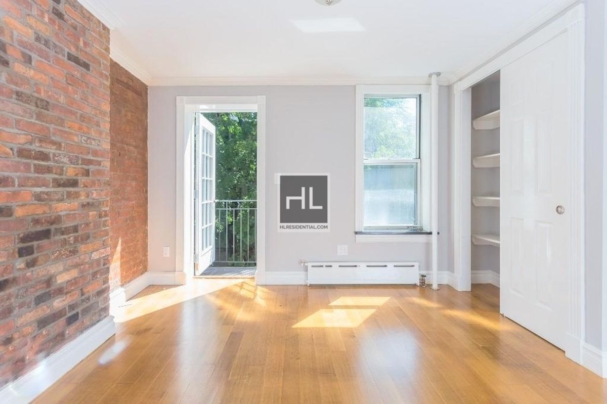 Foto principal - East 7th Street