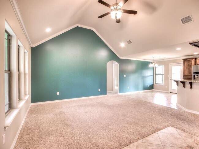 Foto del edificio - Beautiful home in Southern Oaks***HAUGHTON***