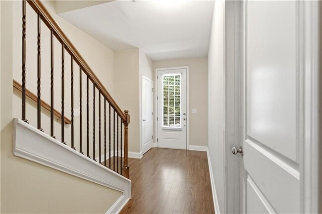 Building Photo - 2270 Tenor Ln