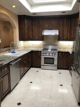 Building Photo - 11582 Moorpark St