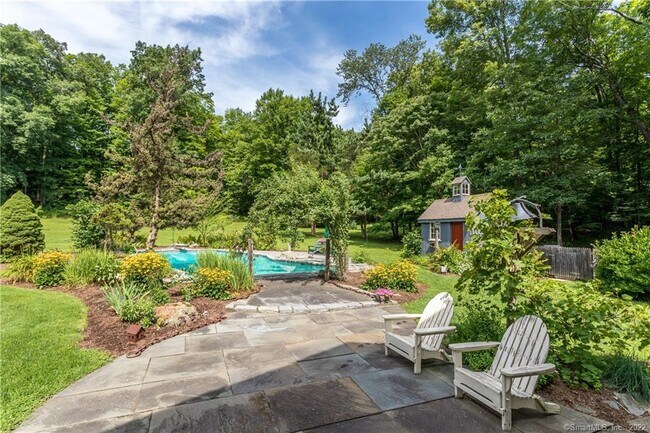 Foto del edificio - 21 Jericho Rd N