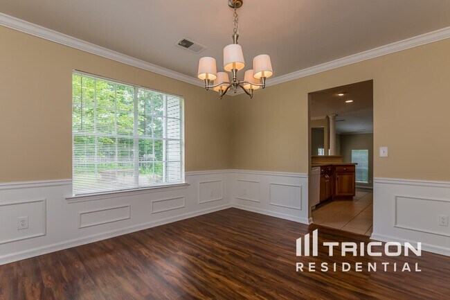 Foto del edificio - 1471 Oakdale Rd