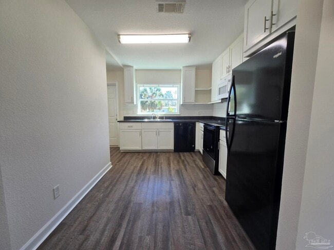 Foto del edificio - 517 Chaseville St