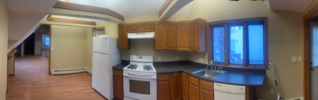 Building Photo - 173 Webster St