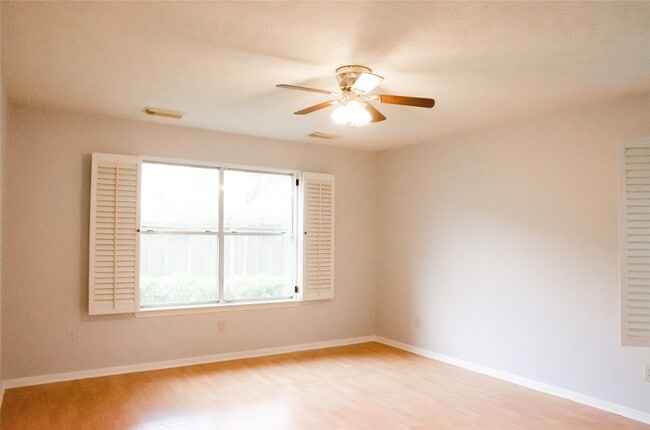 Foto del edificio - 16306 Cobble Springs Ct