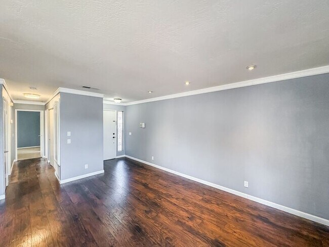 Foto del edificio - 1020 Grape St