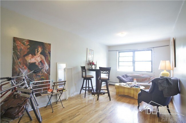 Foto del edificio - 105 Hart Street #TwnseR