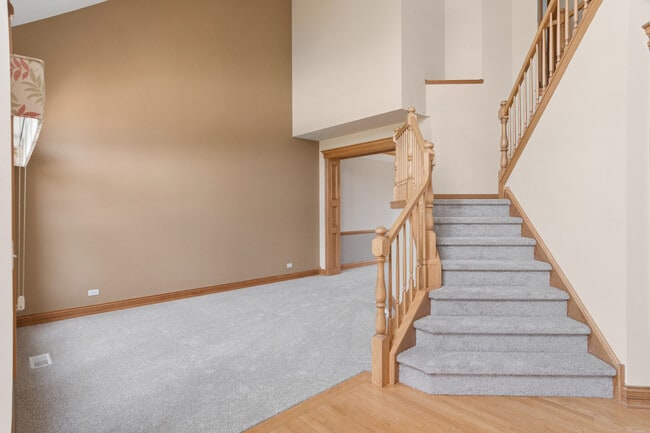 Building Photo - 2680 Ginger Woods Dr