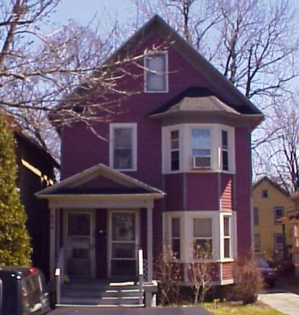 Building Photo - 804 South Ave
