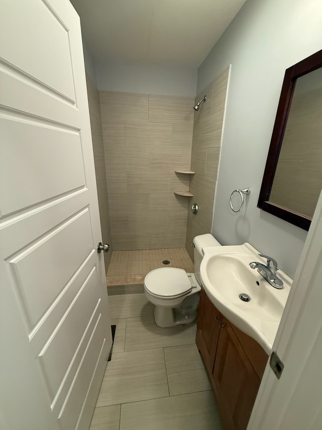 Building Photo - 41 Washburn St