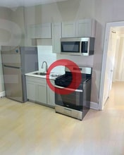 Building Photo - 303 S 6th St