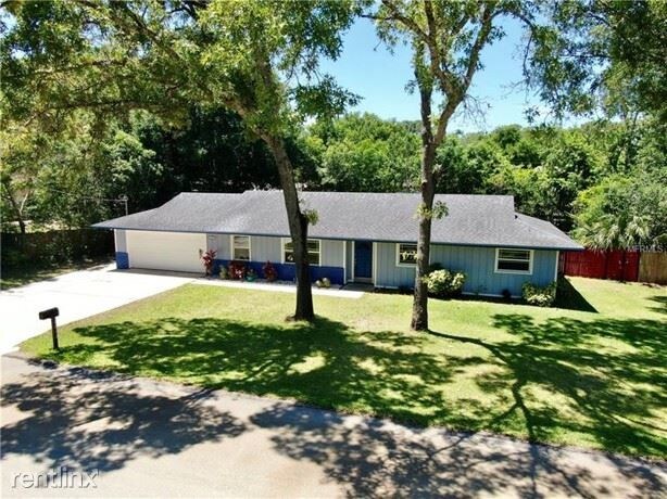 Foto del edificio - 3 br, 2 bath House - 1020 Spring Garden St