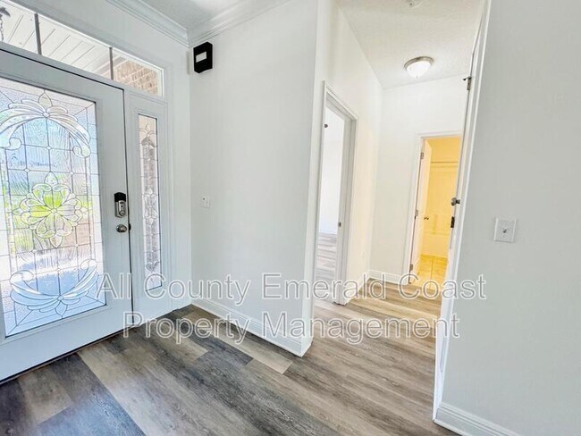 Foto del edificio - 269 Whispering Lake Dr