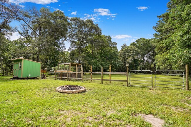 Foto del edificio - 26407 Magnolia Dr