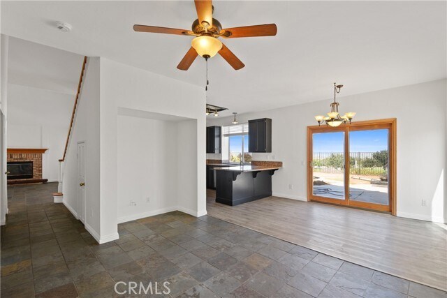 Foto del edificio - 1253 Taft Ln