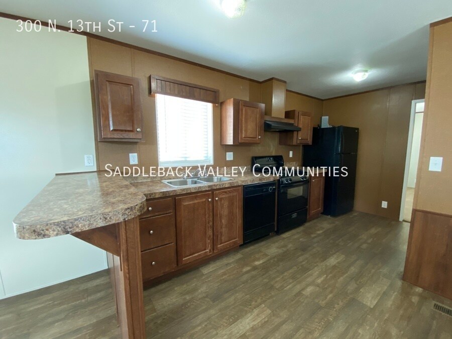 Foto principal - 300 N 13th St