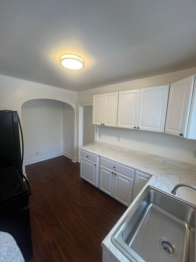 Foto del edificio - 459 Winton Rd