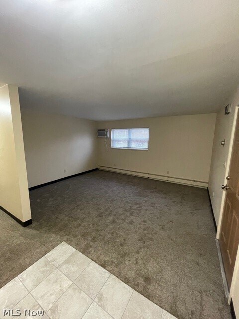 Foto del edificio - 170 Kendall Ave