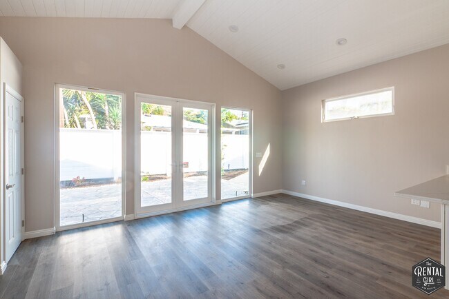 Foto del edificio - 1313 Walgrove Ave