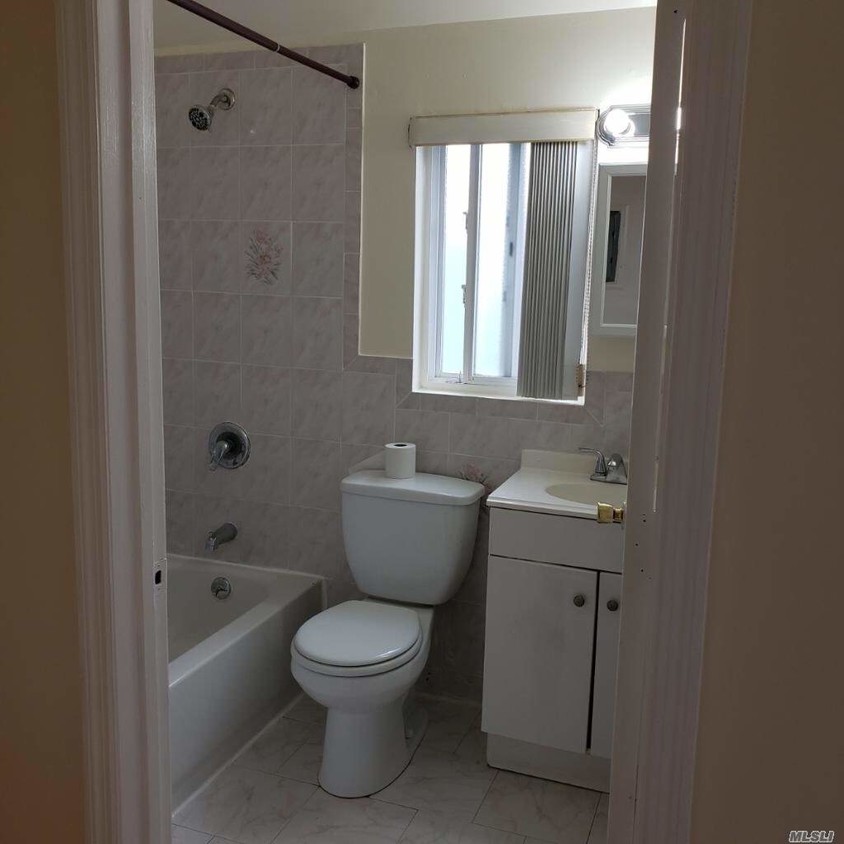 Foto principal - 161-25 130th Ave