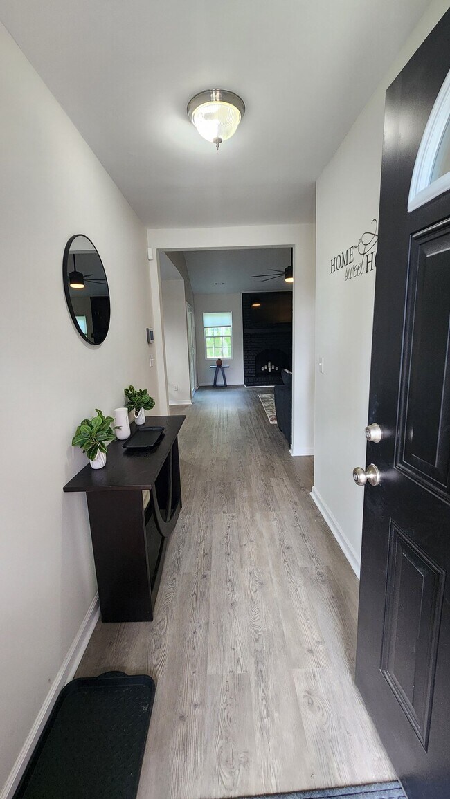 Foto del edificio - 11301 Smoke Tree Ln