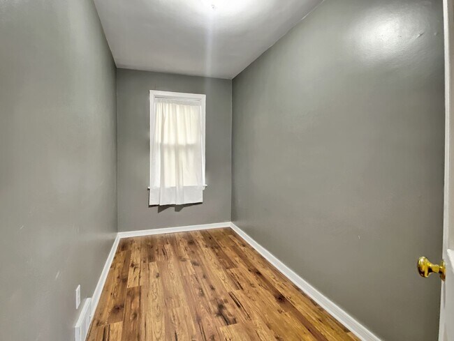 Foto del edificio - 01730 - Averill135-137