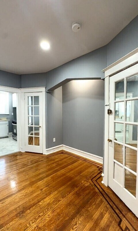 Building Photo - 5838 Fernwood St