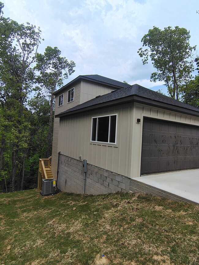 Building Photo - 53 Shetland Dr