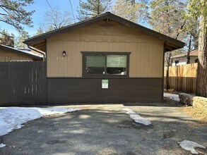 Building Photo - 25873 Cedar St