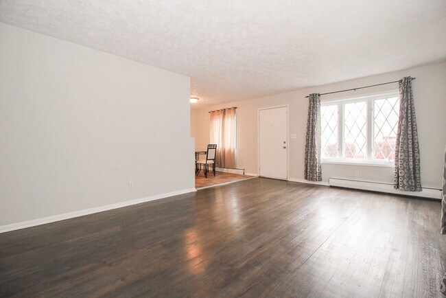 Foto del edificio - 3 bed/1.5 bath Ranch!