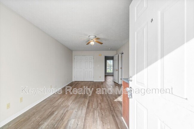 Building Photo - 280-C Thompsonville Lane