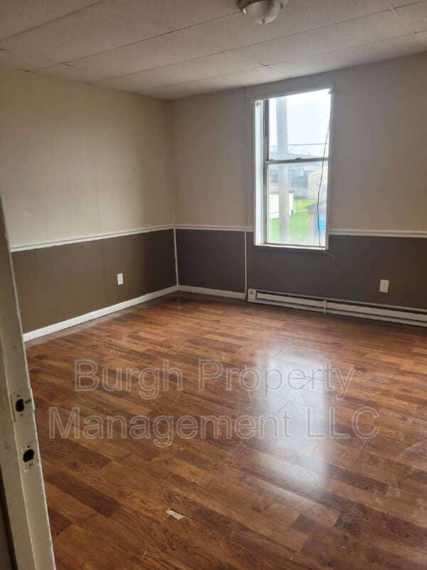 Building Photo - 996 Jefferson Ave