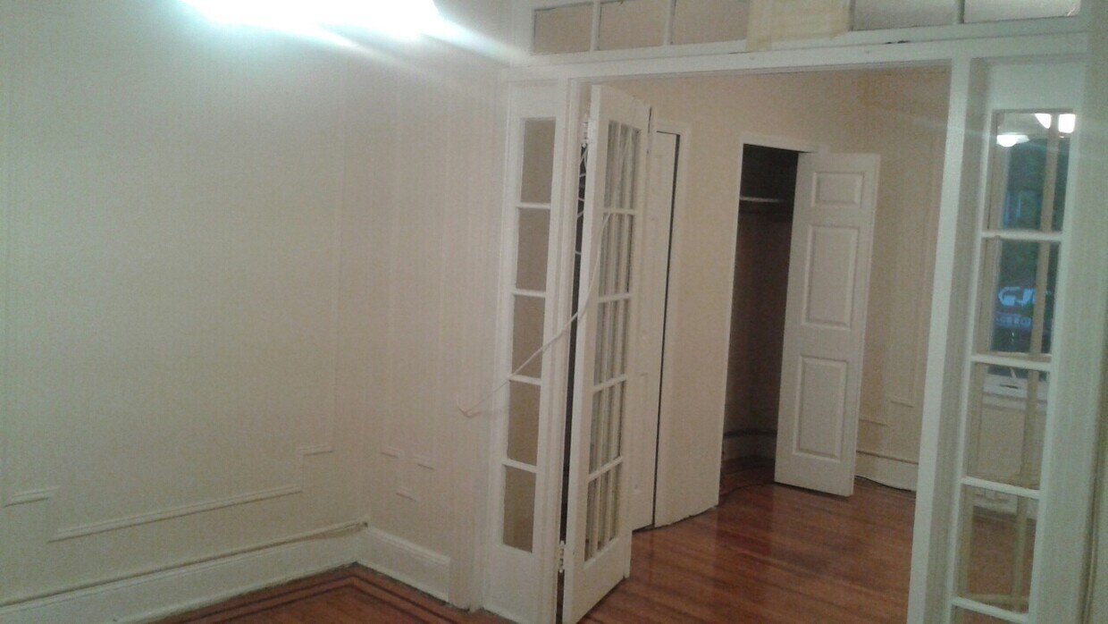 Foto principal - 7159 Austin St